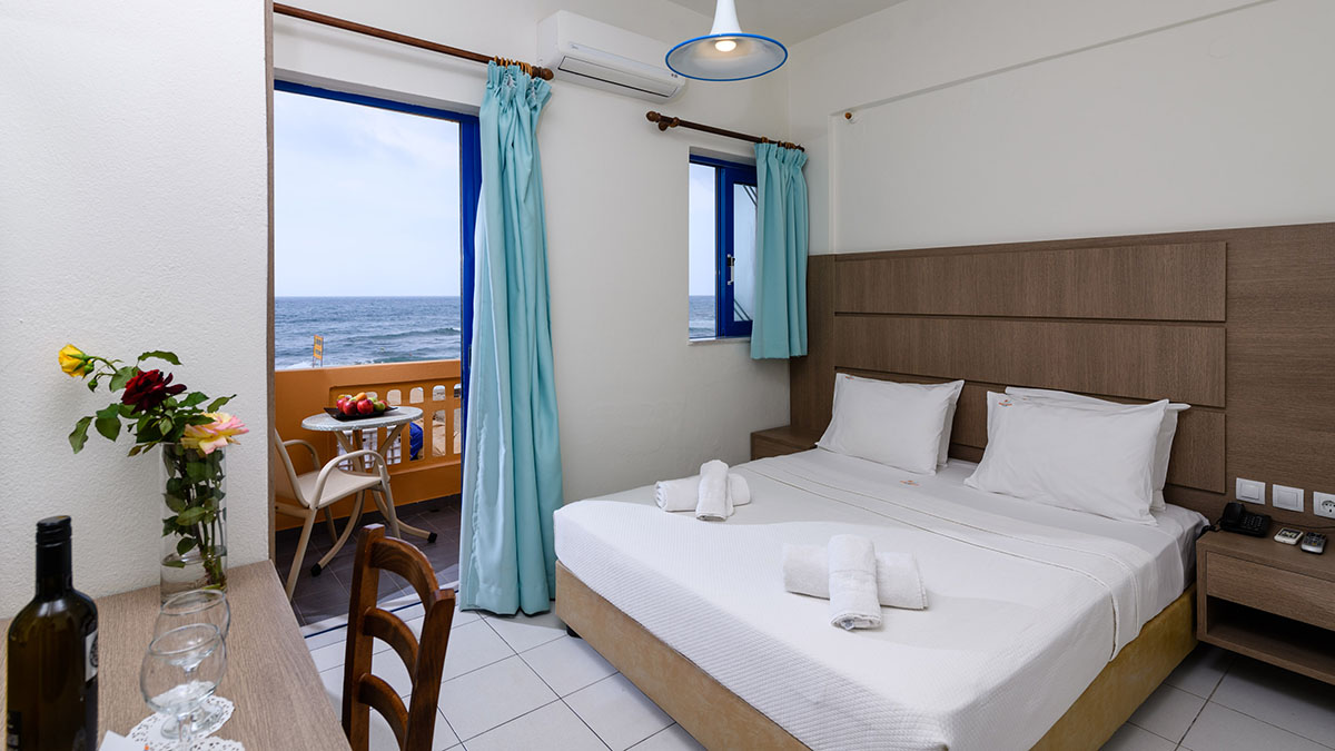 Double Standard Sea View